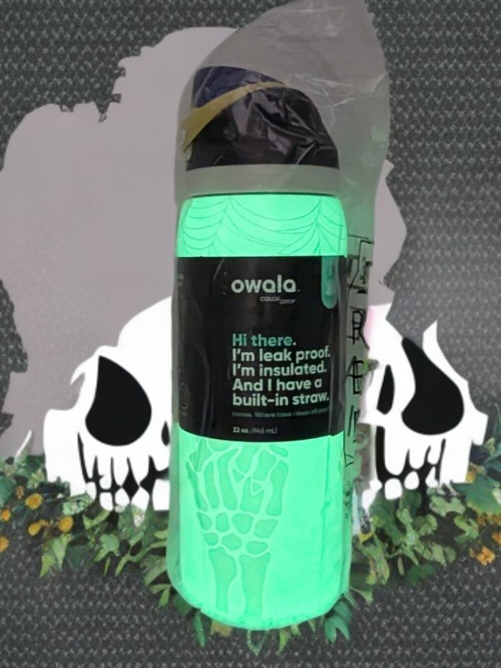 Owala Free Sip Limited Edition Color Drop 32 oz. RIP Skeleton Glow In The Dark